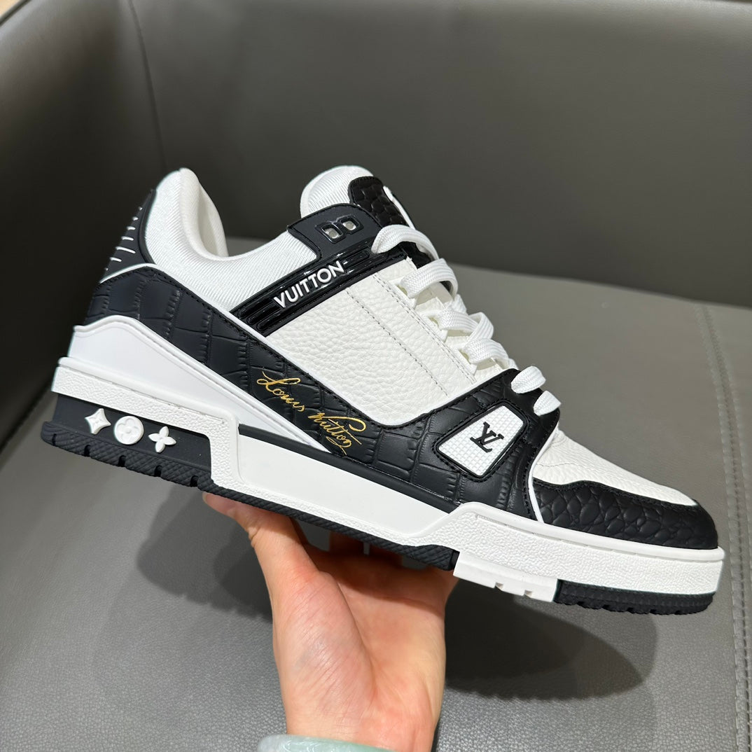 LV Trainer Sneaker