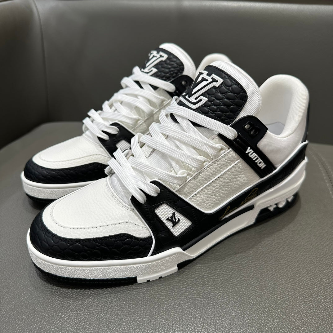 LV Trainer Sneaker