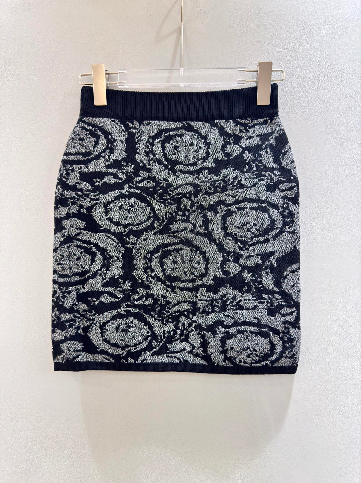 black and silver jacquard knit mini skirt - Styledbyblazz
