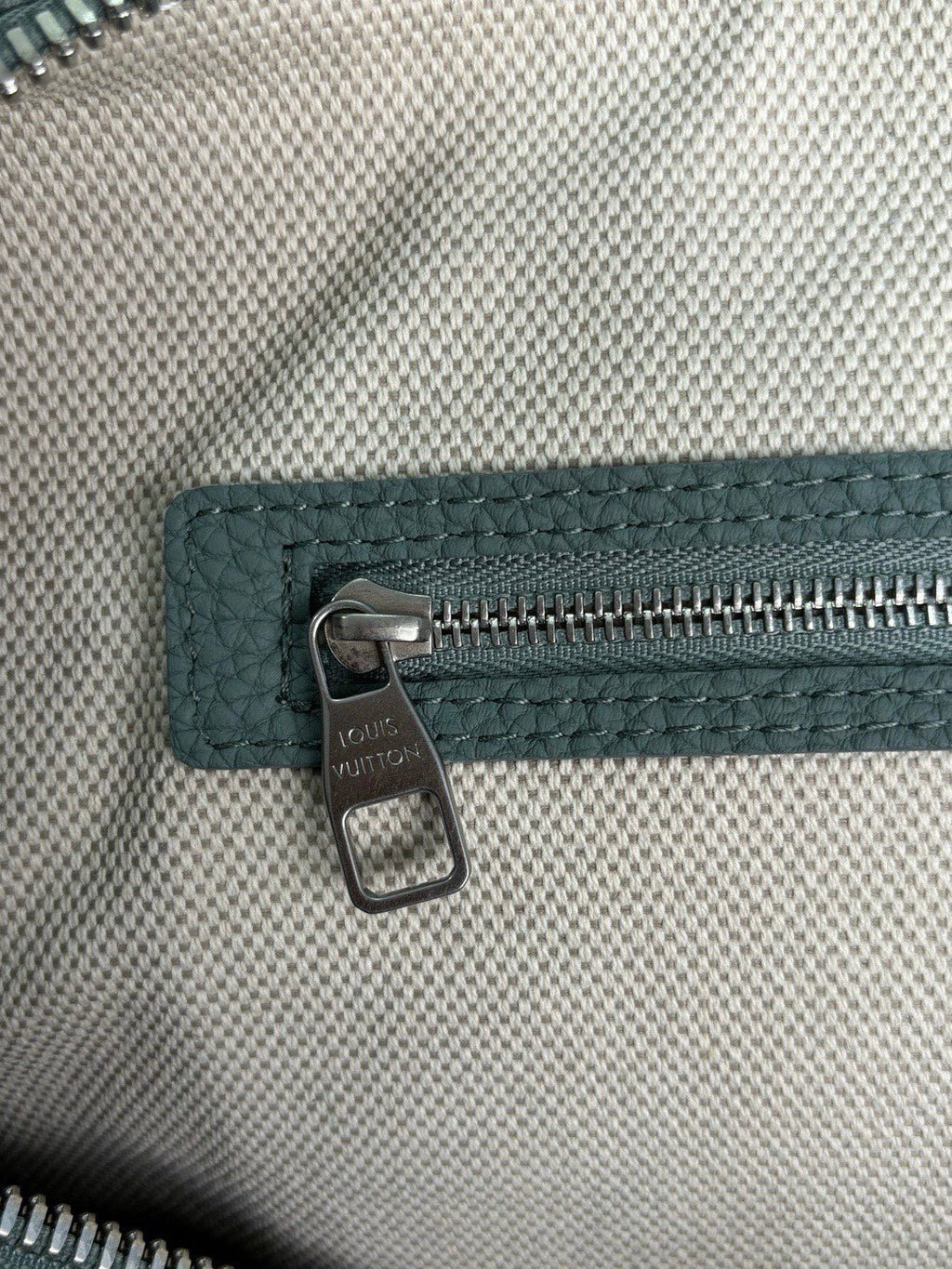 Louis Vuitton Abbesses Louis Vuitton LV Keepall 50 green leather new Dark green - Styledbyblazz