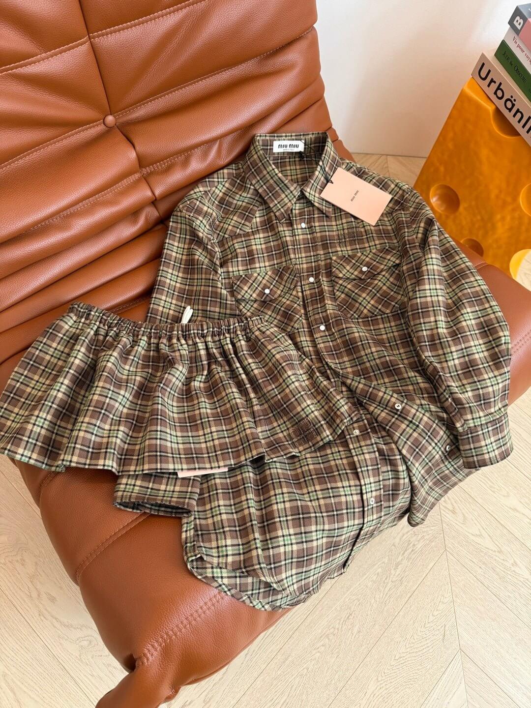 Pre-owned Miu miu brown plaid two-piece virgin wool set - Styledbyblazz